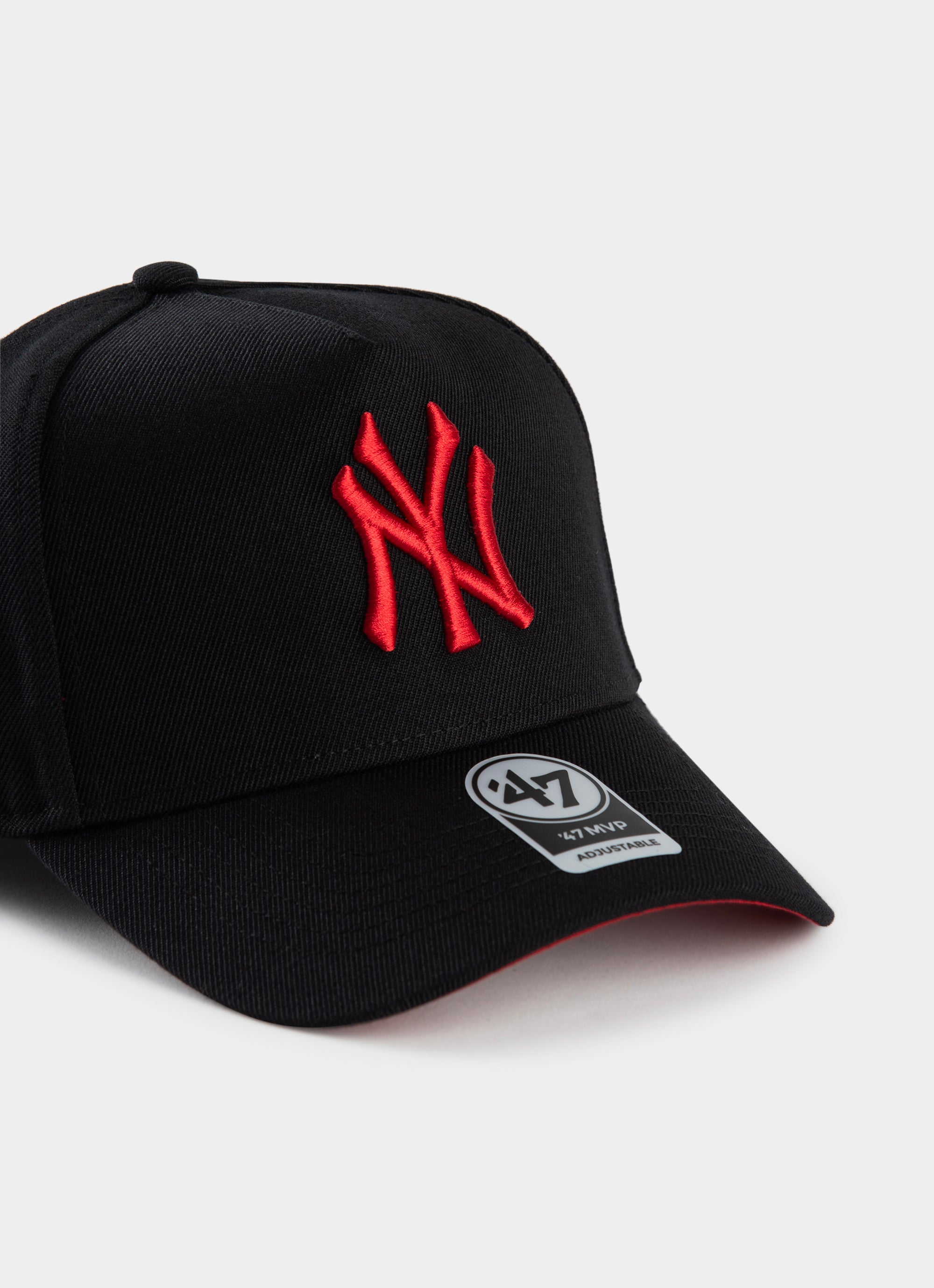 New York Yankees Black/White '47 MVP DT Snapback