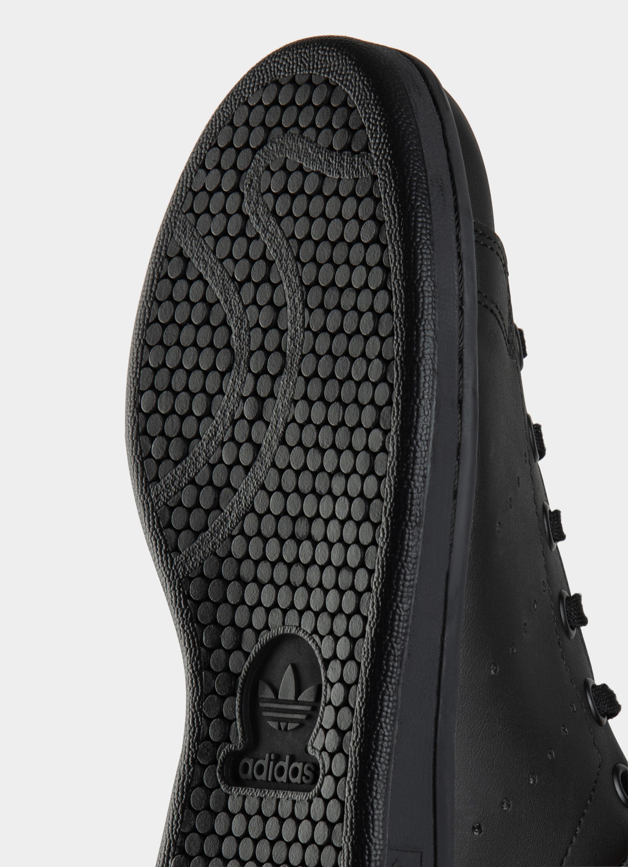 Stan smith hotsell black back