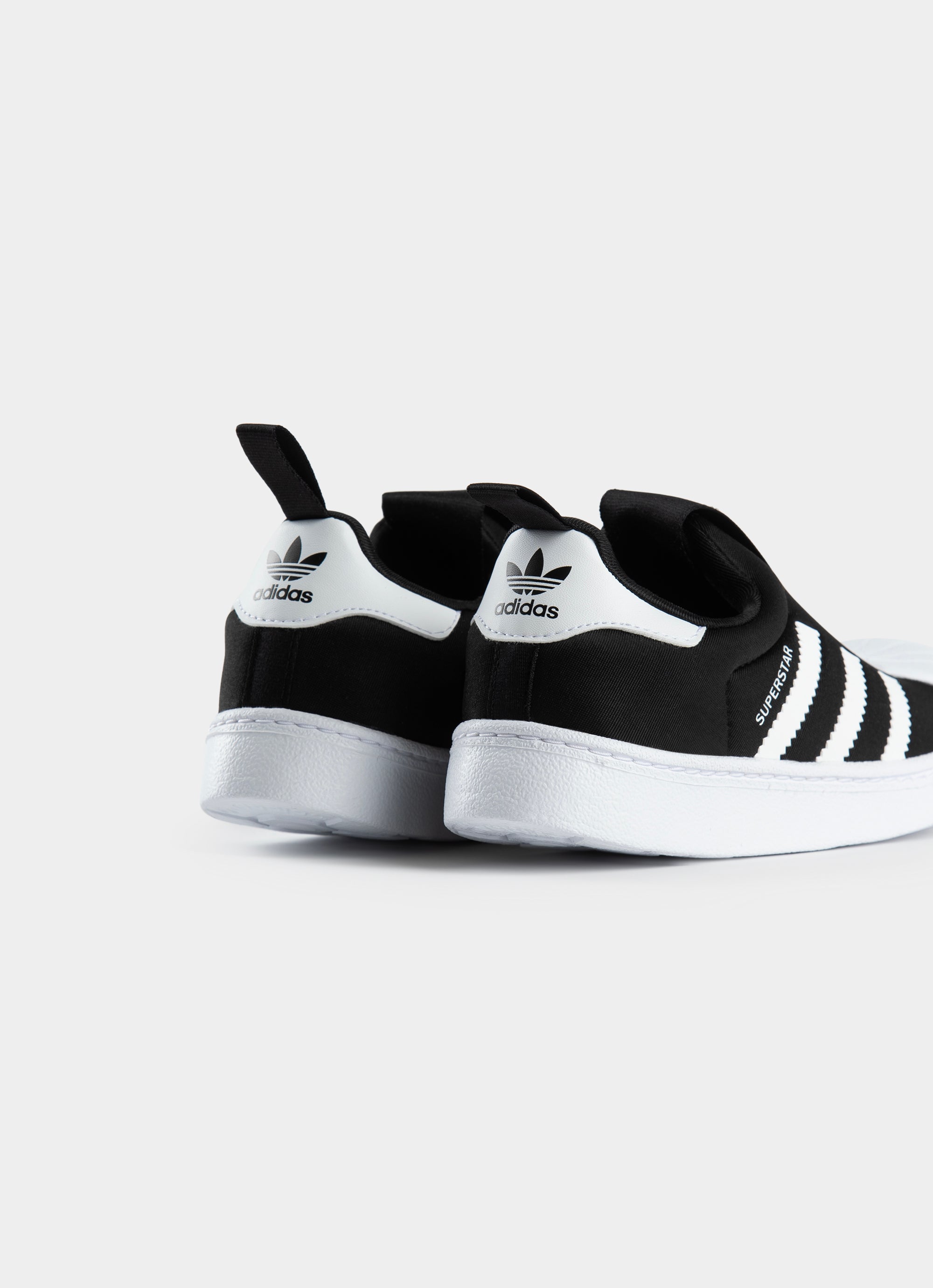 Adidas originals superstar kids 2025 shoes