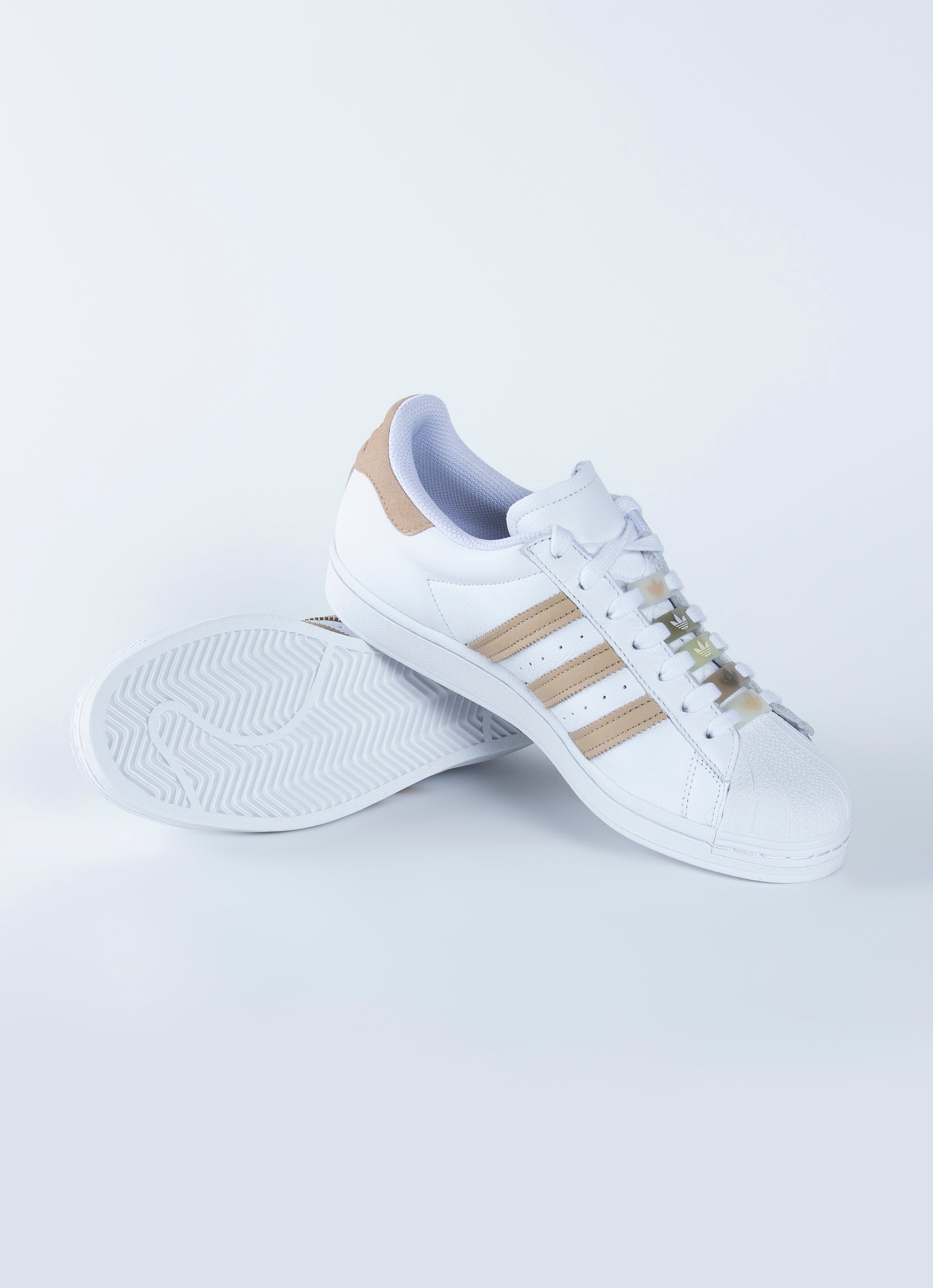 Superstar cyber metallic outlet women's