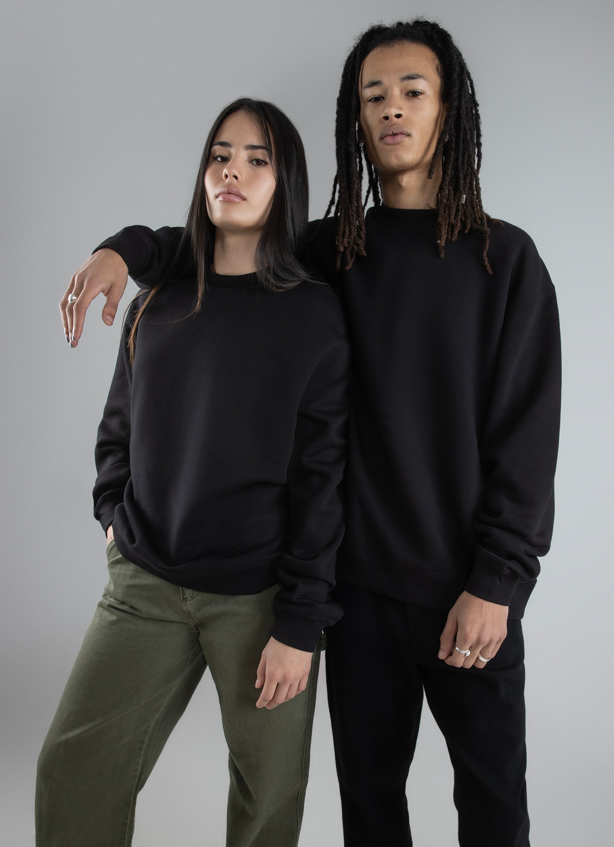 As Colour Relax Crew in Black | Red Rat