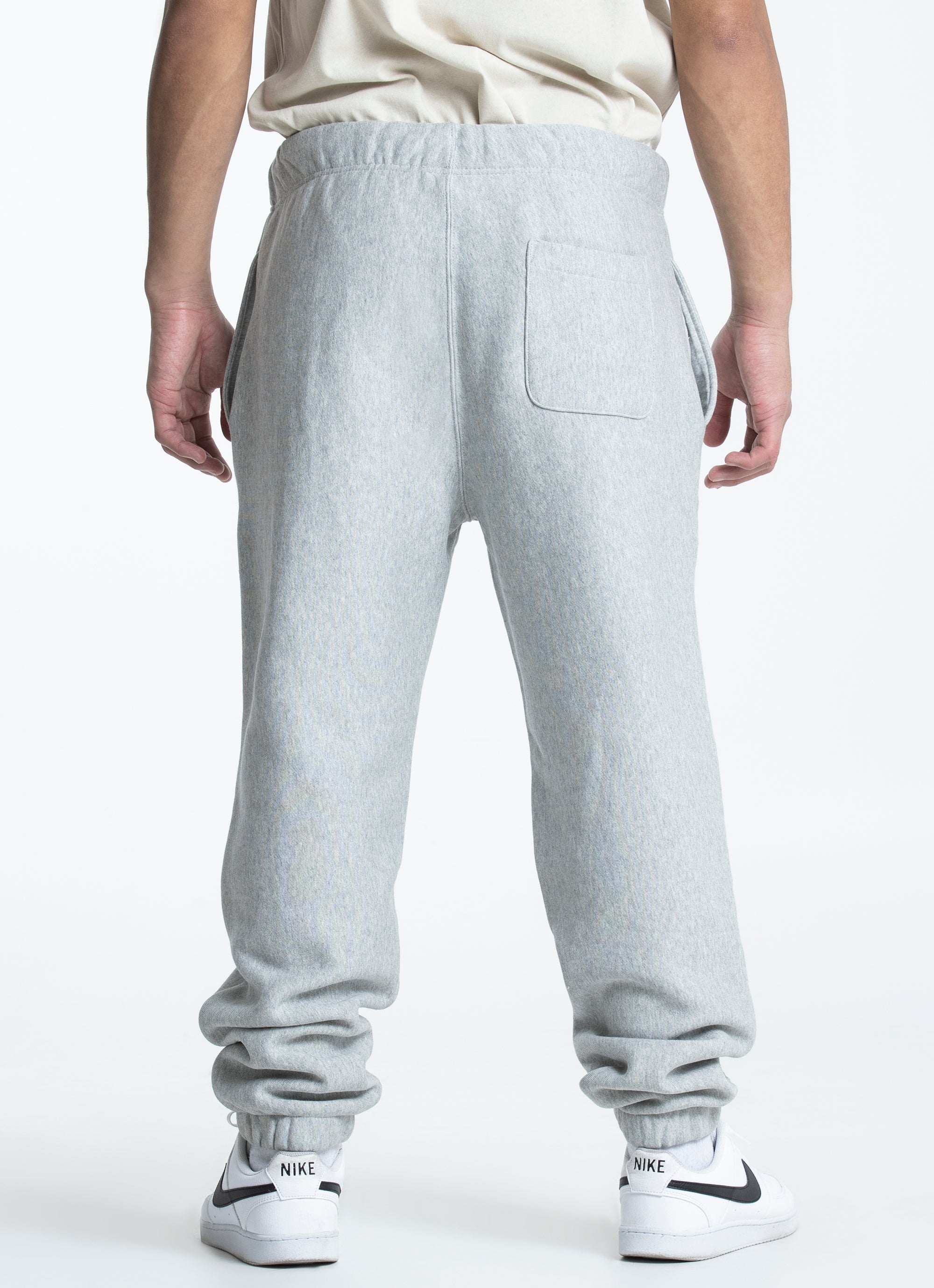 Champion Reverse Weave Loose joggers in Grey for Men