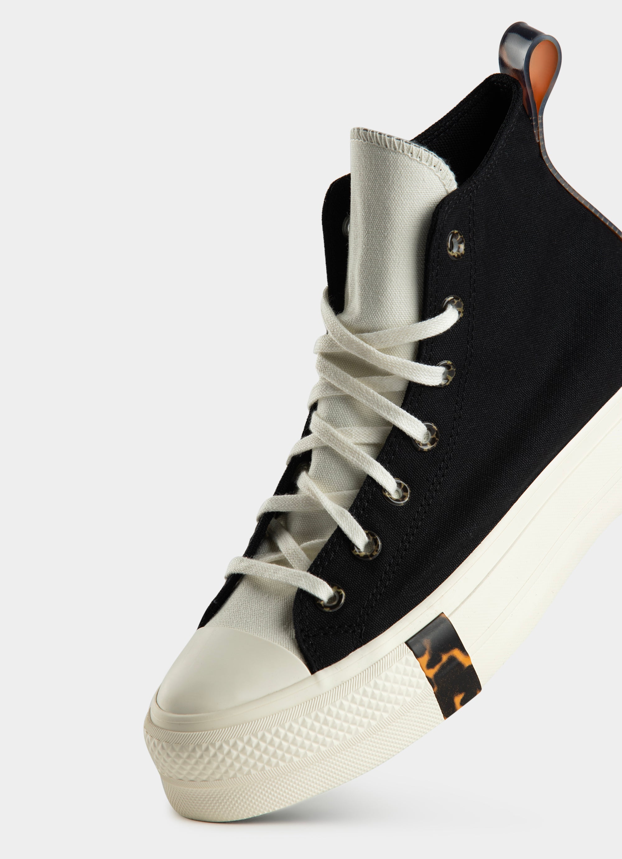 Chuck taylor all on sale star lift platform