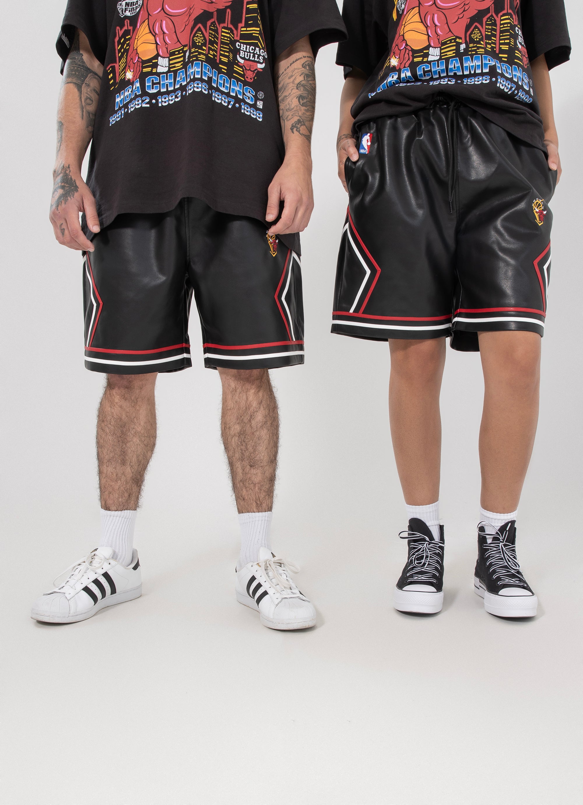 Mitchell Ness Nba Chicago Bulls Six Time Champion Shorts in Black Red Rat