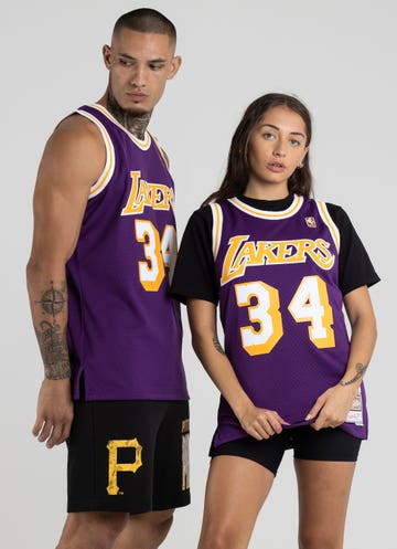 Jersey Hoodie Look  Nba jersey outfit, Basketball jersey outfit, Laker  jersey outfit men