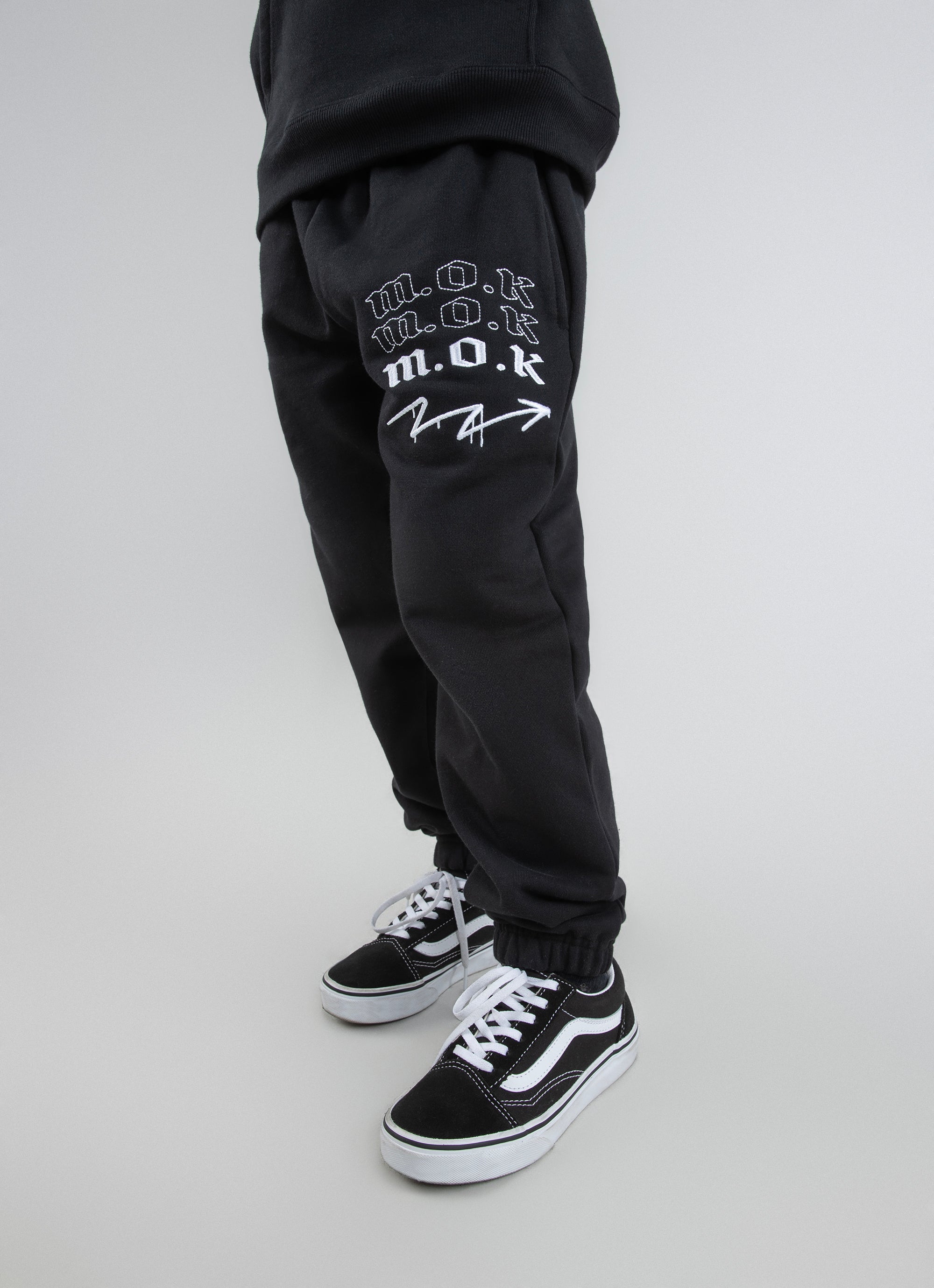 M.o.k Official Trackpant in Black | Red Rat