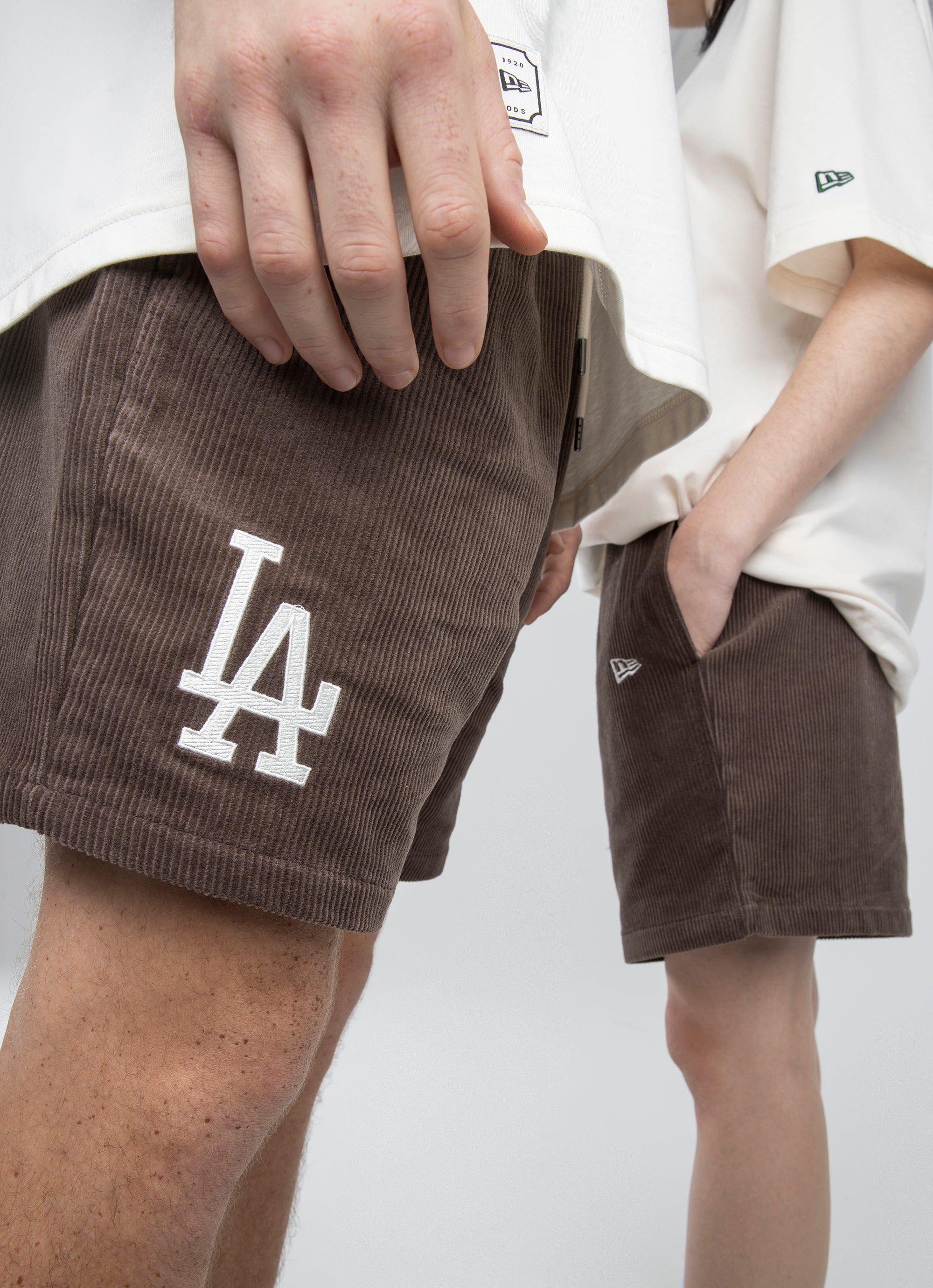 New Era Los Angeles Dodgers Shorts in Brown