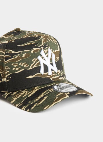 Vegas Gold New York Yankees New Era A-Frame Trucker 9FORTY Snapback