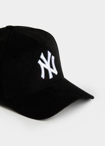 Black New Era MLB 9FORTY New York Yankees Cap Junior