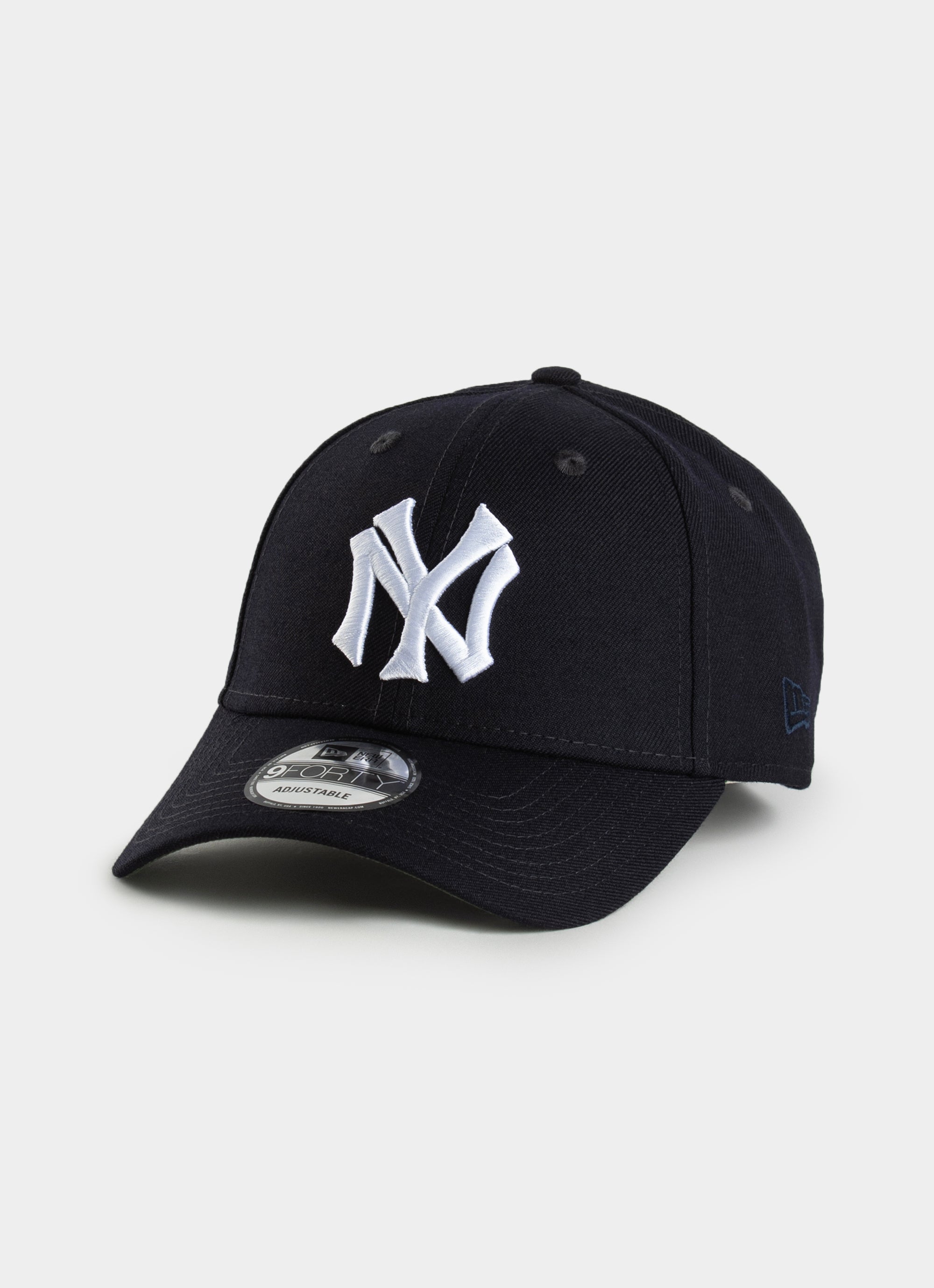 New Era Cap: A Fashion Homerun