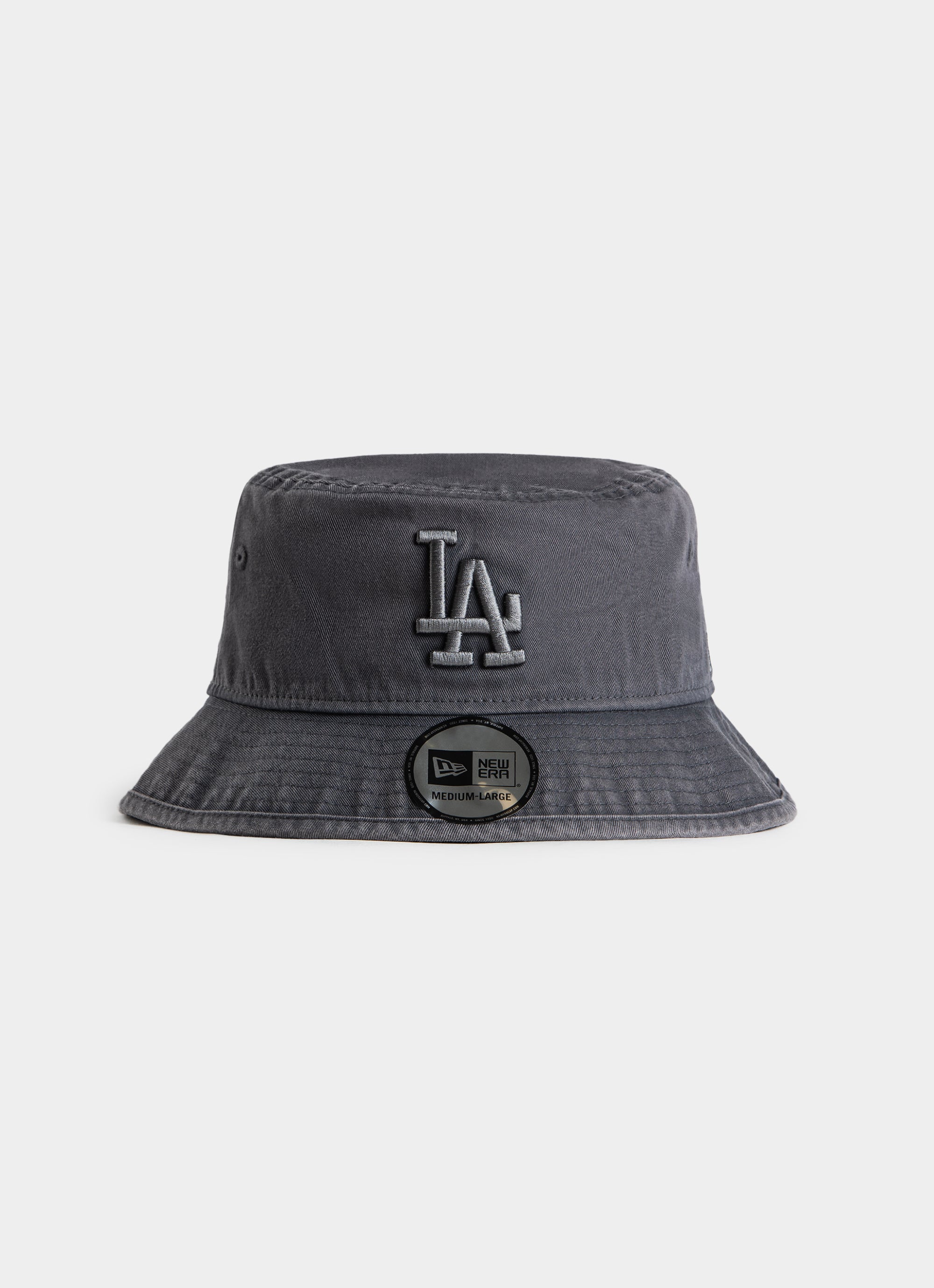 La bucket hat online