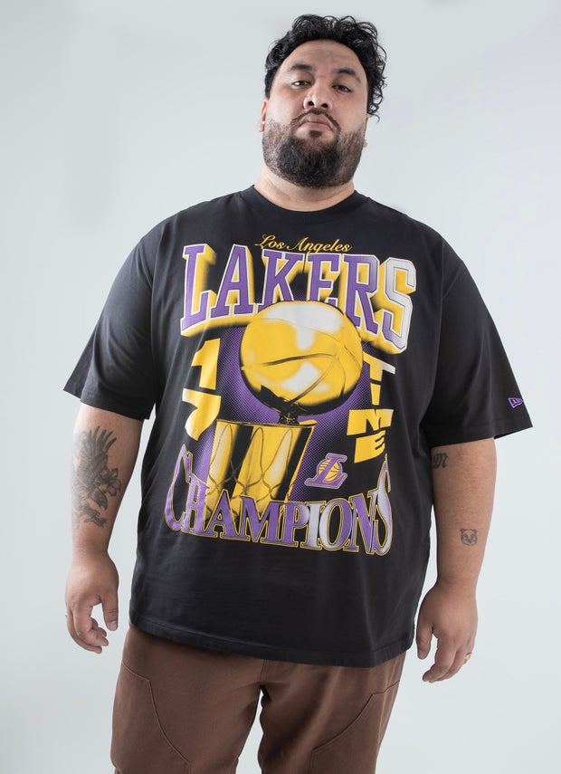 Image of New Era NBA Los Angeles Lakers Oversize Champion Tee Big & Tall