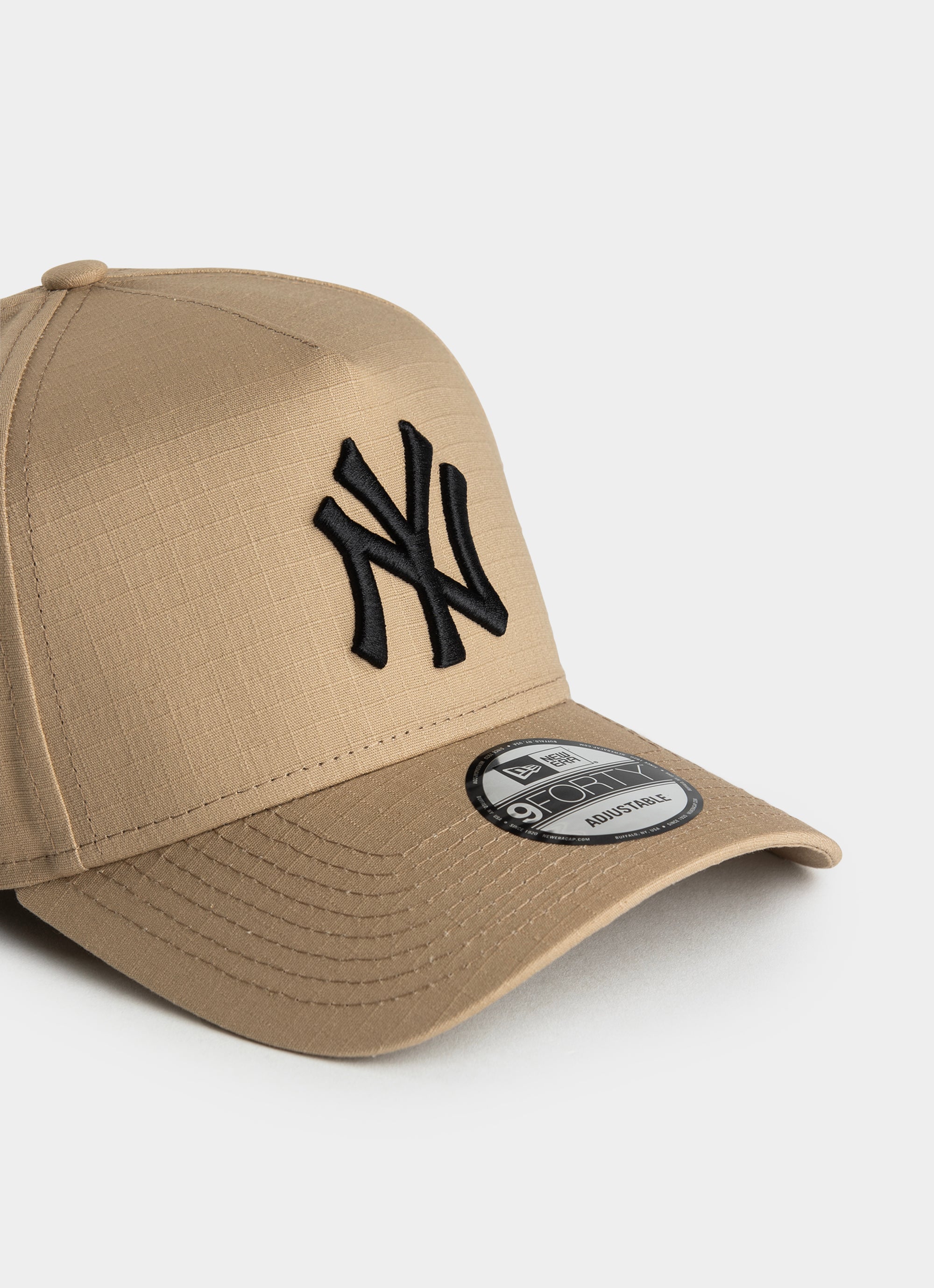 New Era Yankees Ripstop 9forty A-frame New York Yankees Cap in Purple