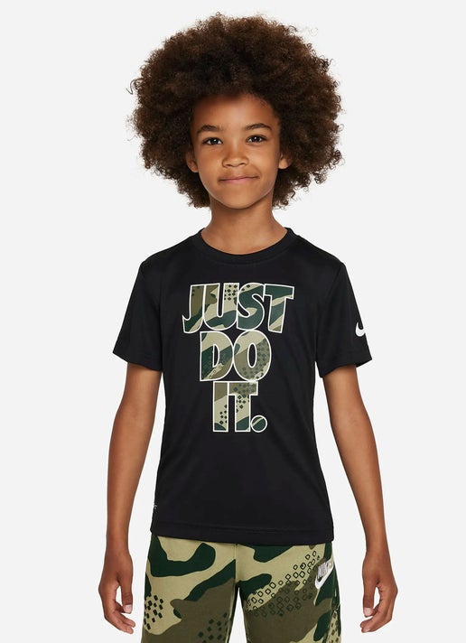 Nike Club Seasonal Camo Dri-fit Tee-youth in Black | Red Rat