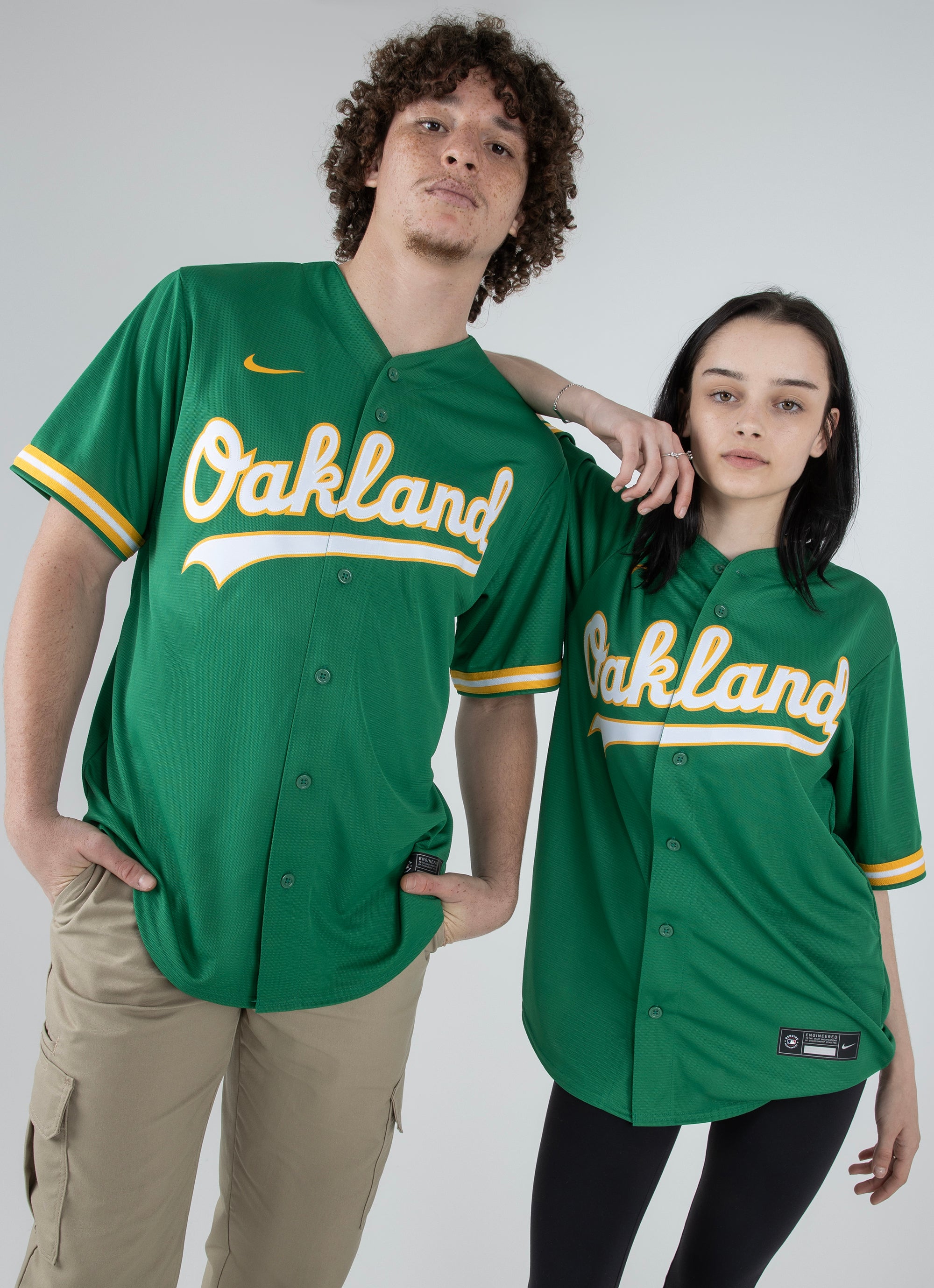 Nike Official Mlb Replica Alternate Oakland Athletics Jersey in Green