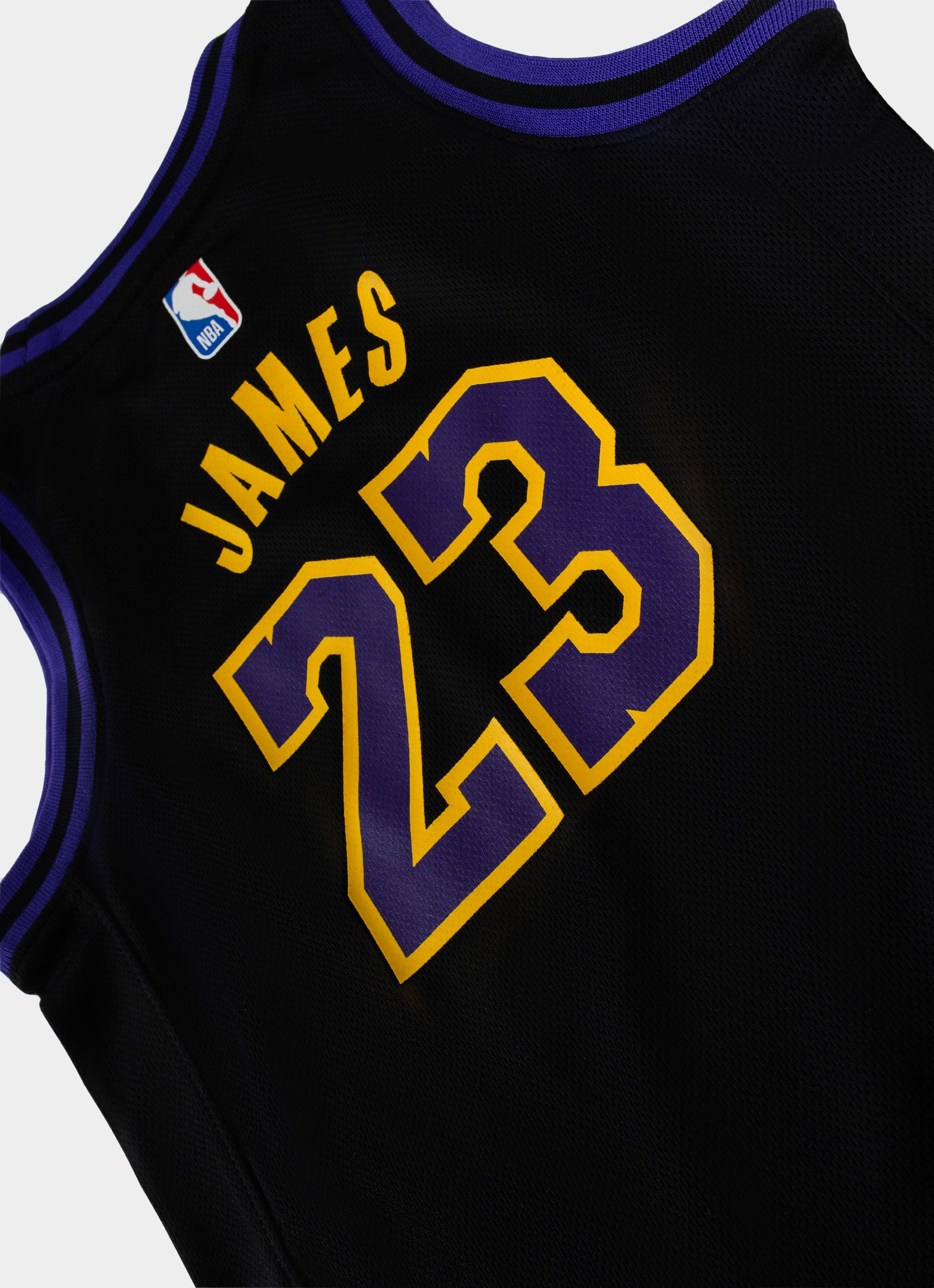 lebron james youth replica jersey