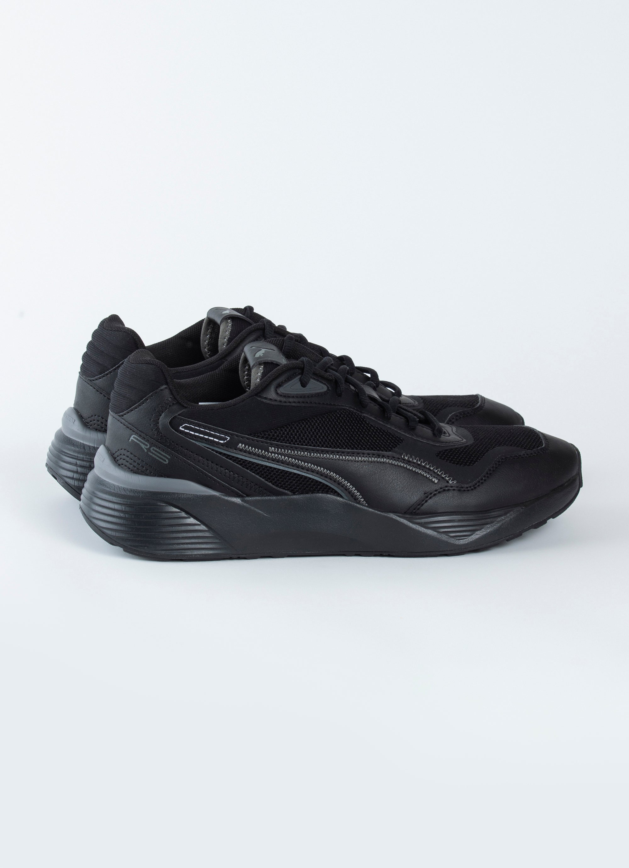 Puma thunder hot sale all black