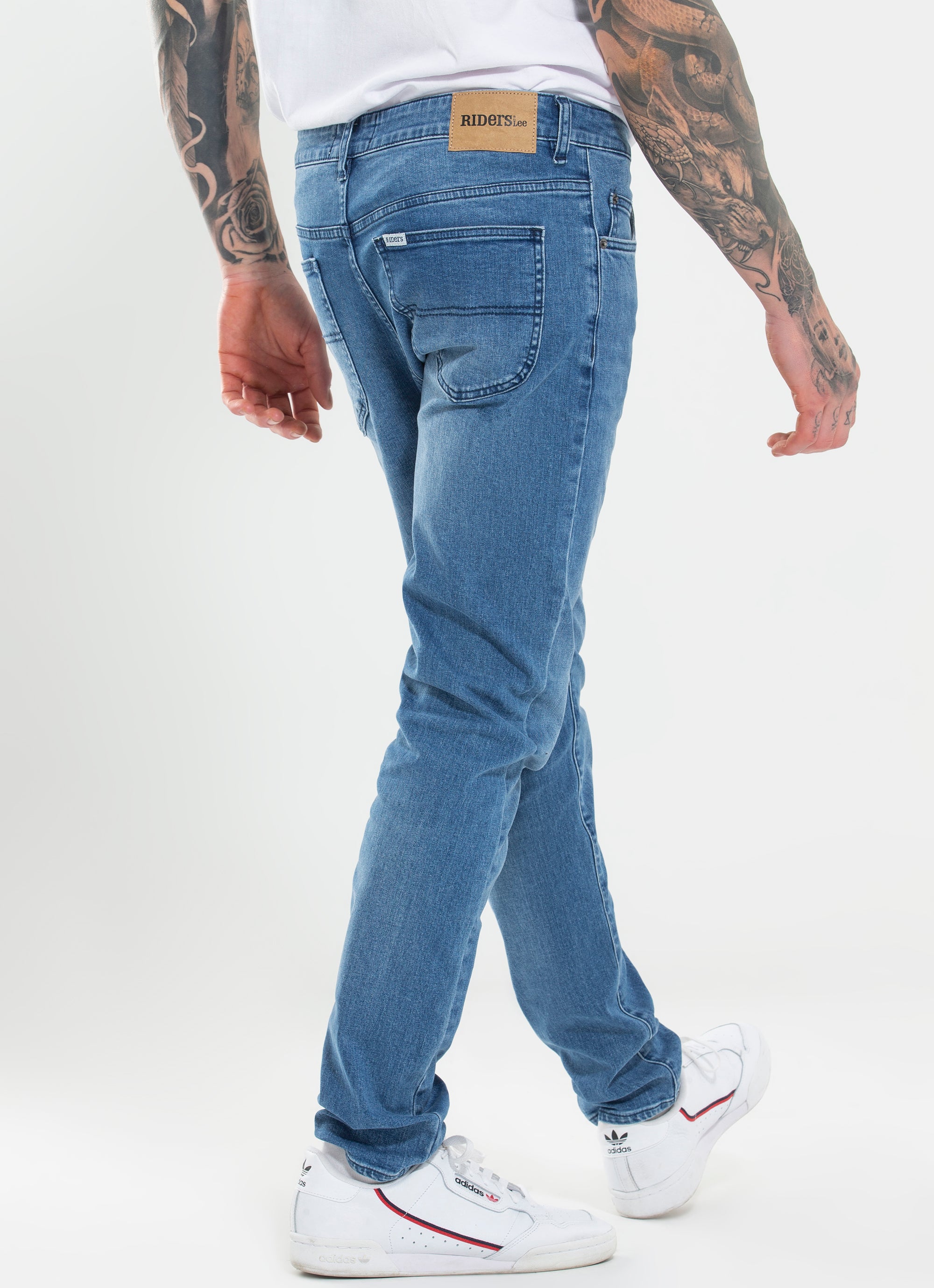 r2 slim and narrow jeans