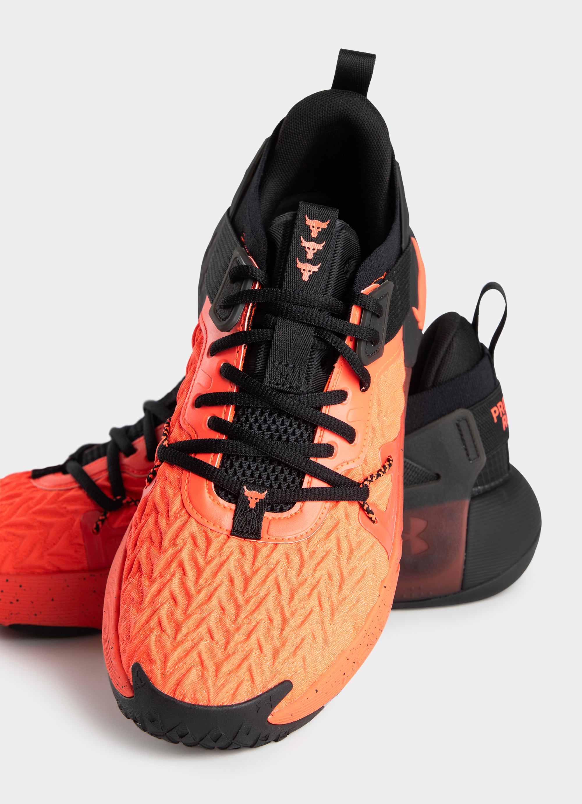 Black and orange under armour basketball shoes hotsell