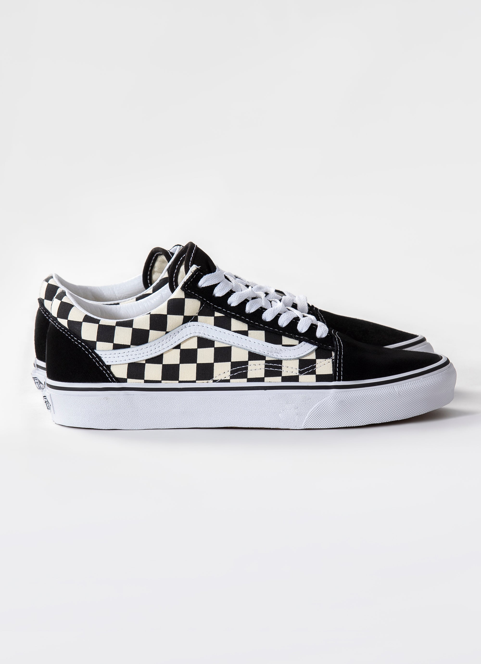 Vans black and outlet white checkered sneakers